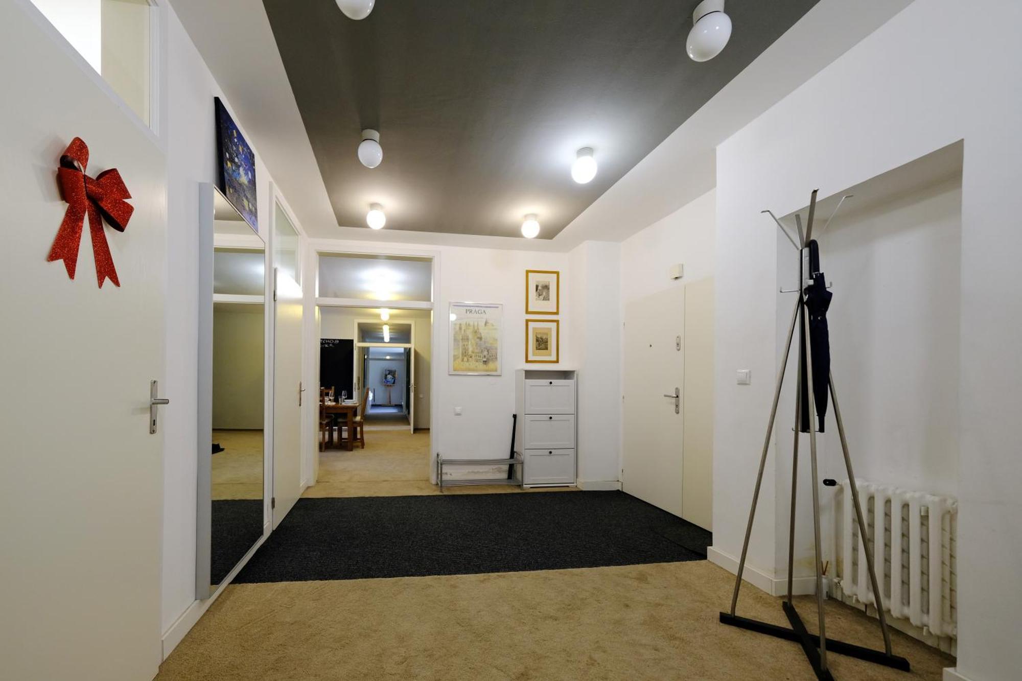 Vida Prostorny 220 M2 3br S Krbem A Zahradou, Idealni Pro Rodiny * פראג